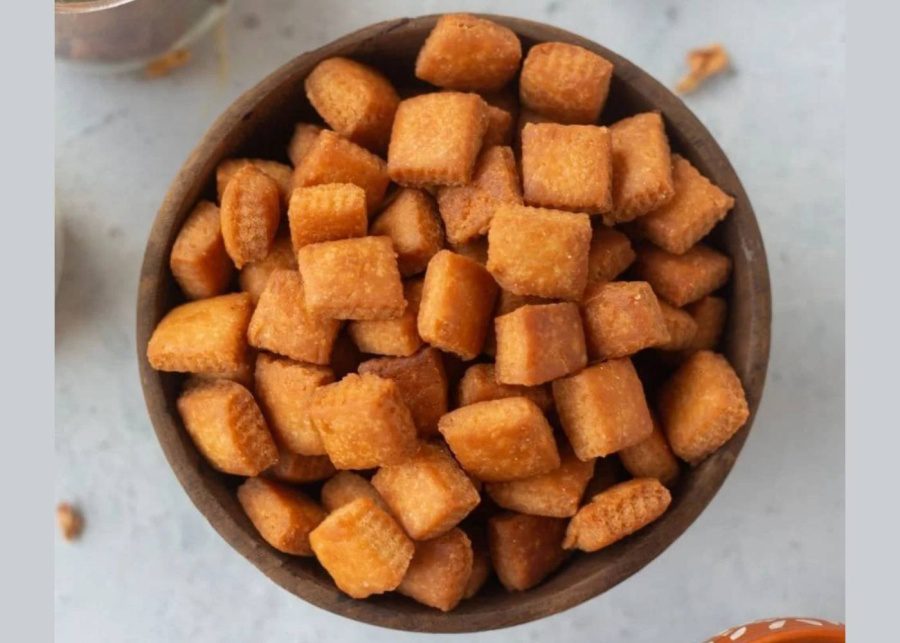 diwali-sweets-recipes-to-make-with-kids-singapore-baked-shakarpare