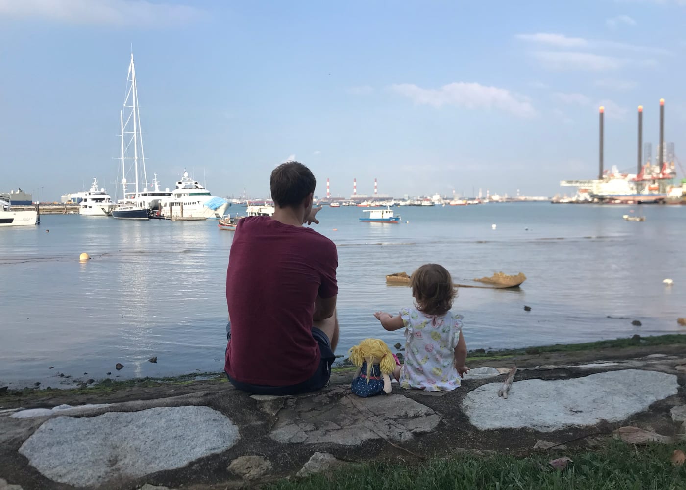 The ultimate guide to West Coast Park with kids – playgrounds, kite flying, and more!