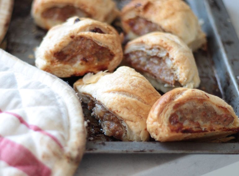 Make mini sausage rolls with the kids: recipe from Modern Family Food
