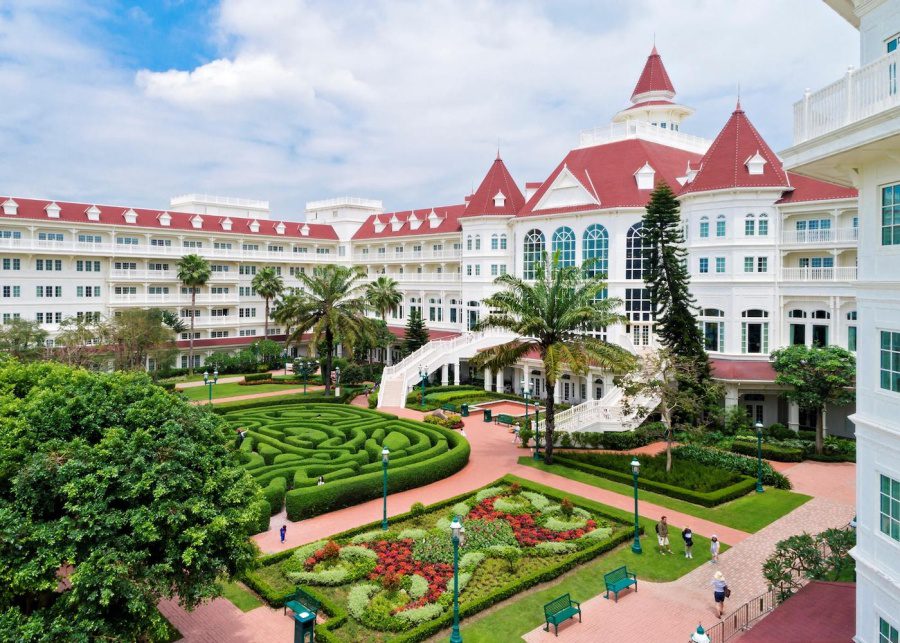 hong kong disneyland hotel