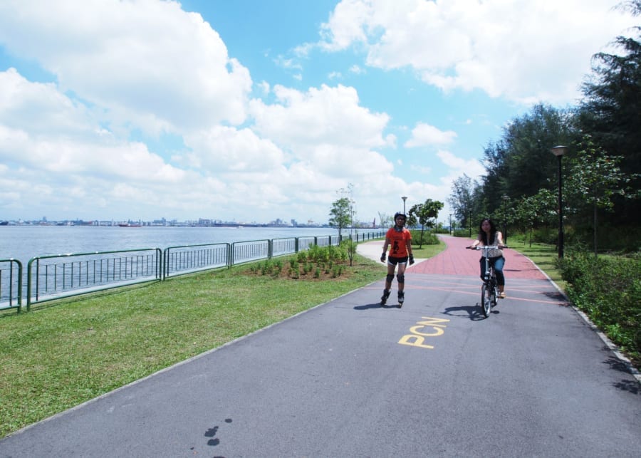 punggol park connector cycling in singapore