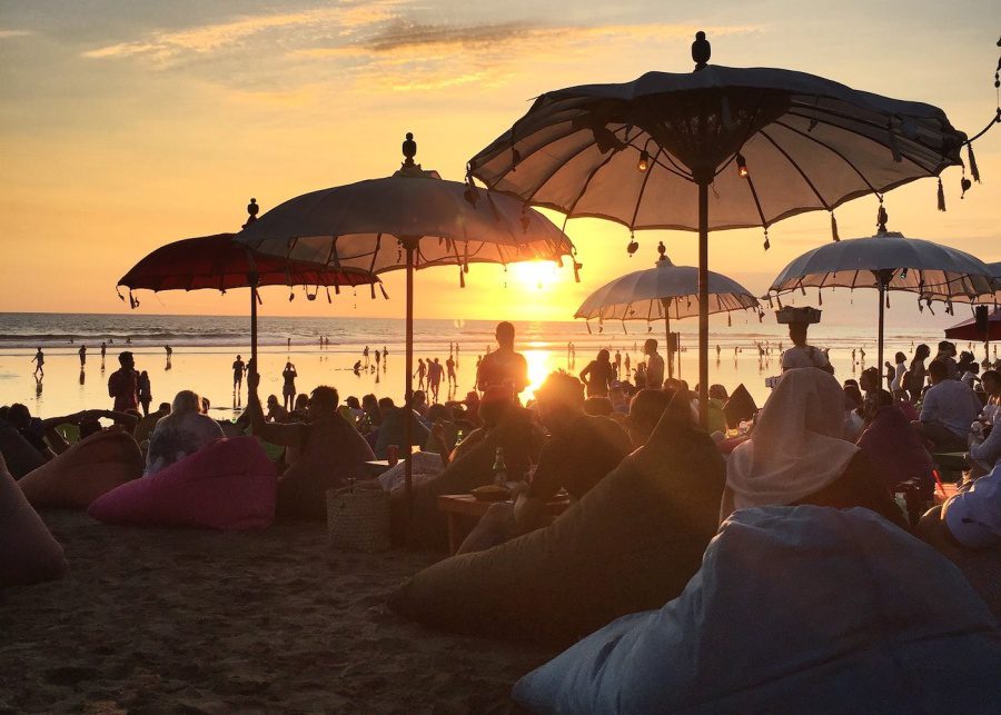 seminyak beach la plancha bali