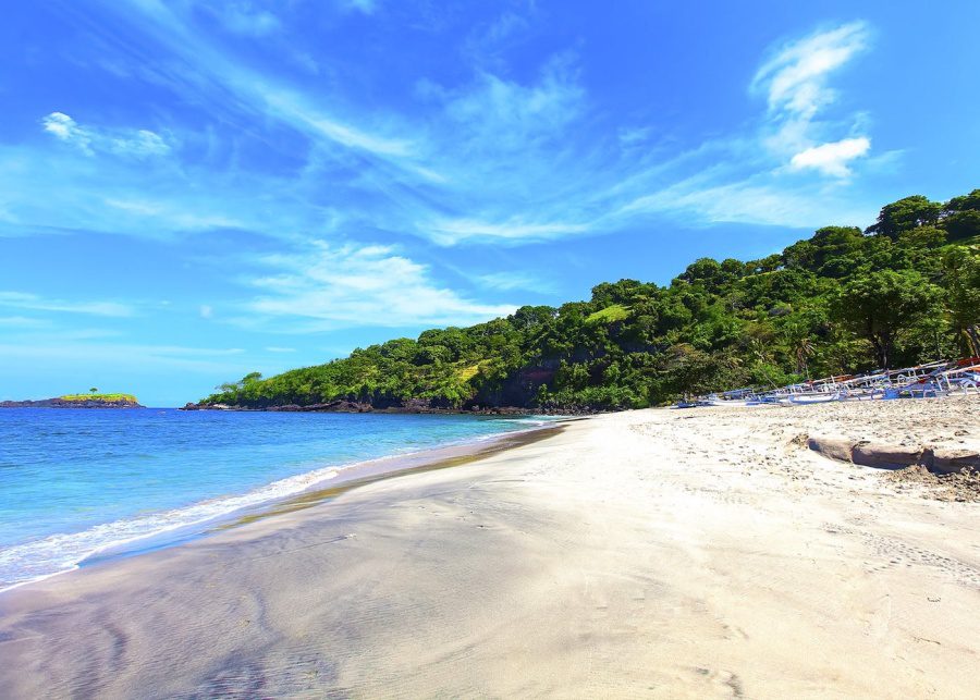 white sand beach pasir putih bali