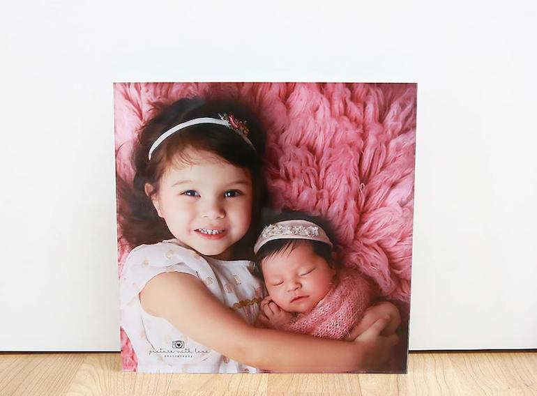 Canvas print shops in Singapore: Turn your family photos into art!