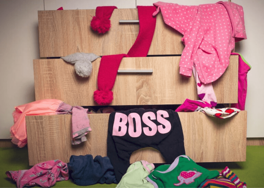 do the laundry | life skills Singapore parents should teach their kids before they leave home