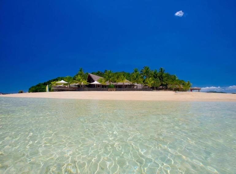 romantic-getaways-from-Singapore-for-parents-FIJI
