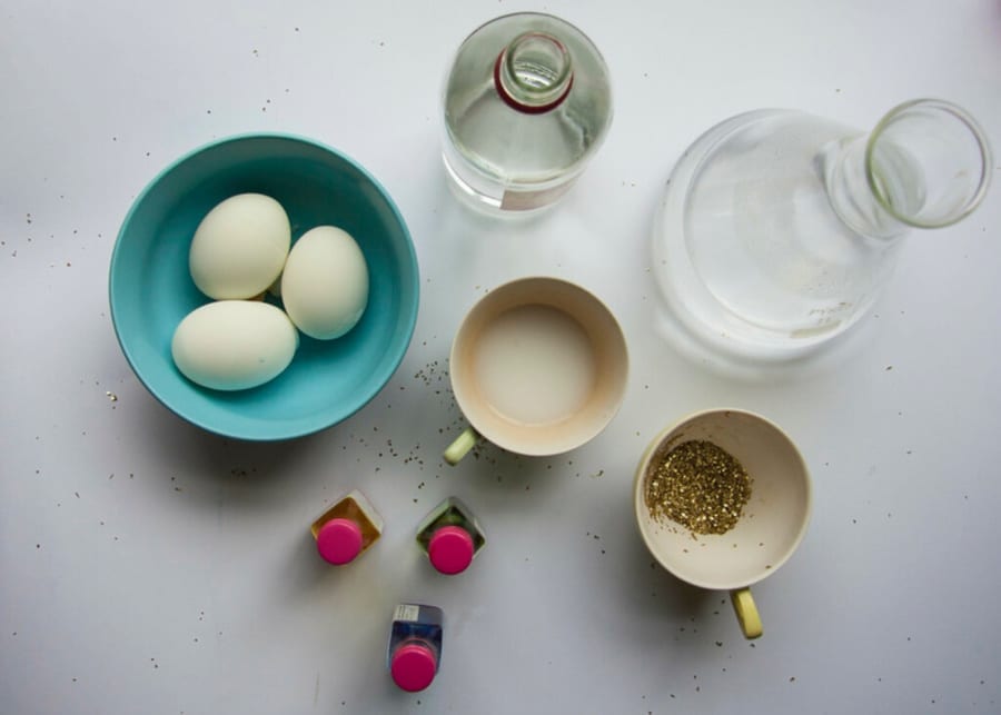Glitter pastel eggs by Ladyland | Easter craft ideas for kids
