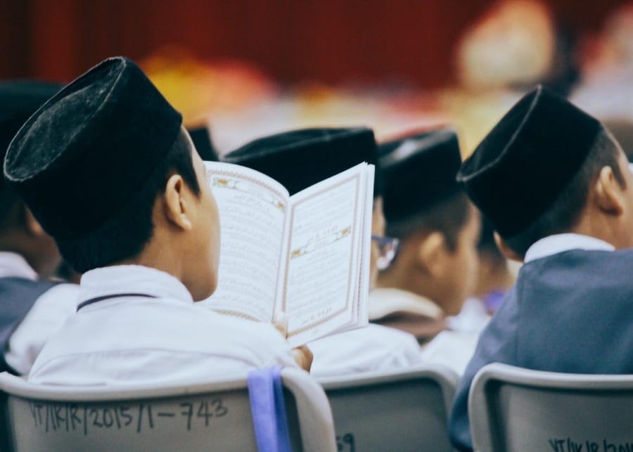 Reciting the Qu'ran during Ramadan | Ramadan in Singapore