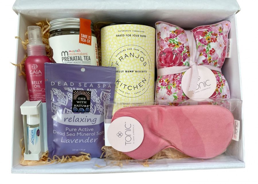 arlou & rose toby box pregnancy gift box
