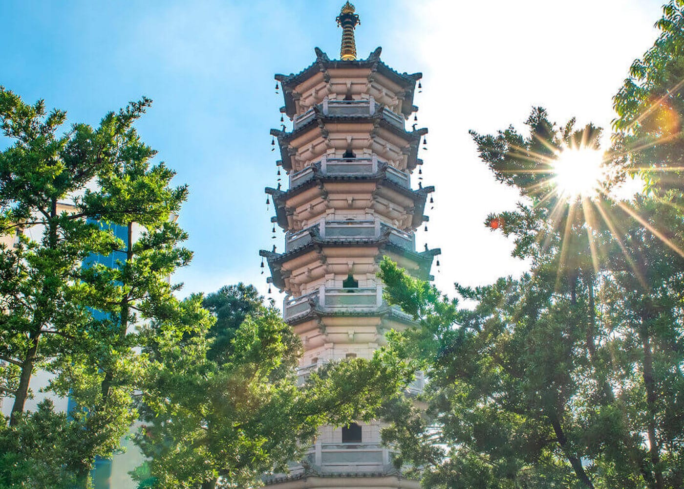 Singapore Temples: Lian Shan Shuang Lin Monastery