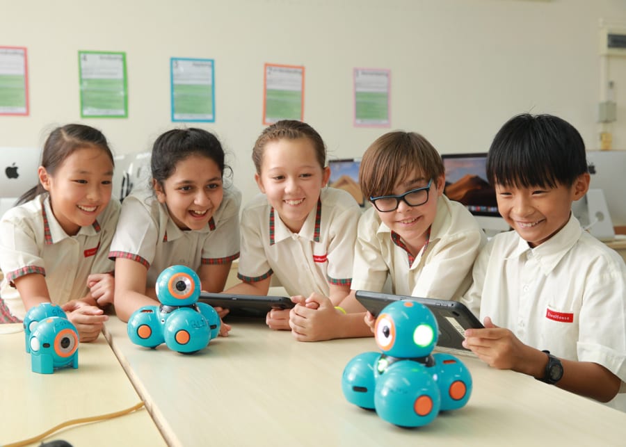 STEAM experiments on robots
