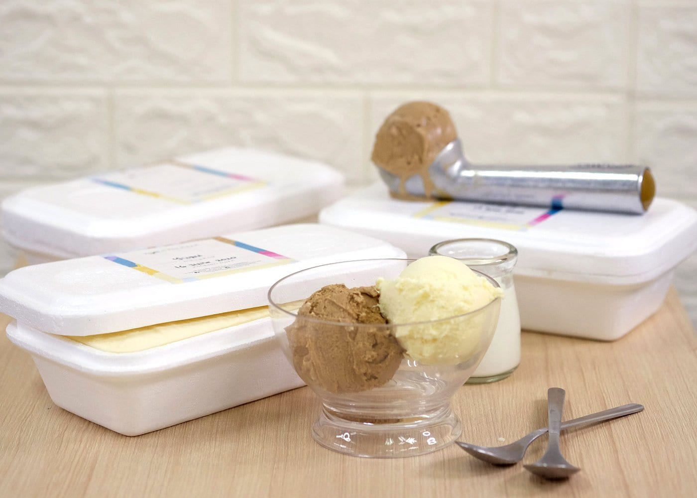 best desserts delivery in singapore Tom's Palette