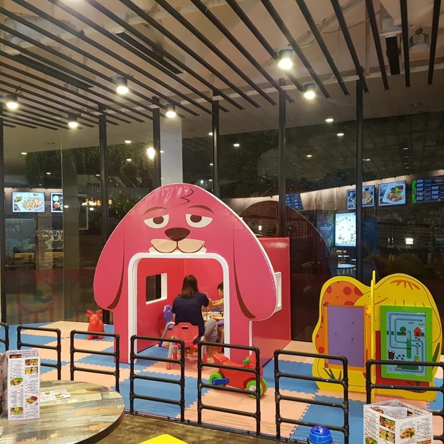 best-family-friendly-restaurants-cafes-singapore-Fusion-Spoon