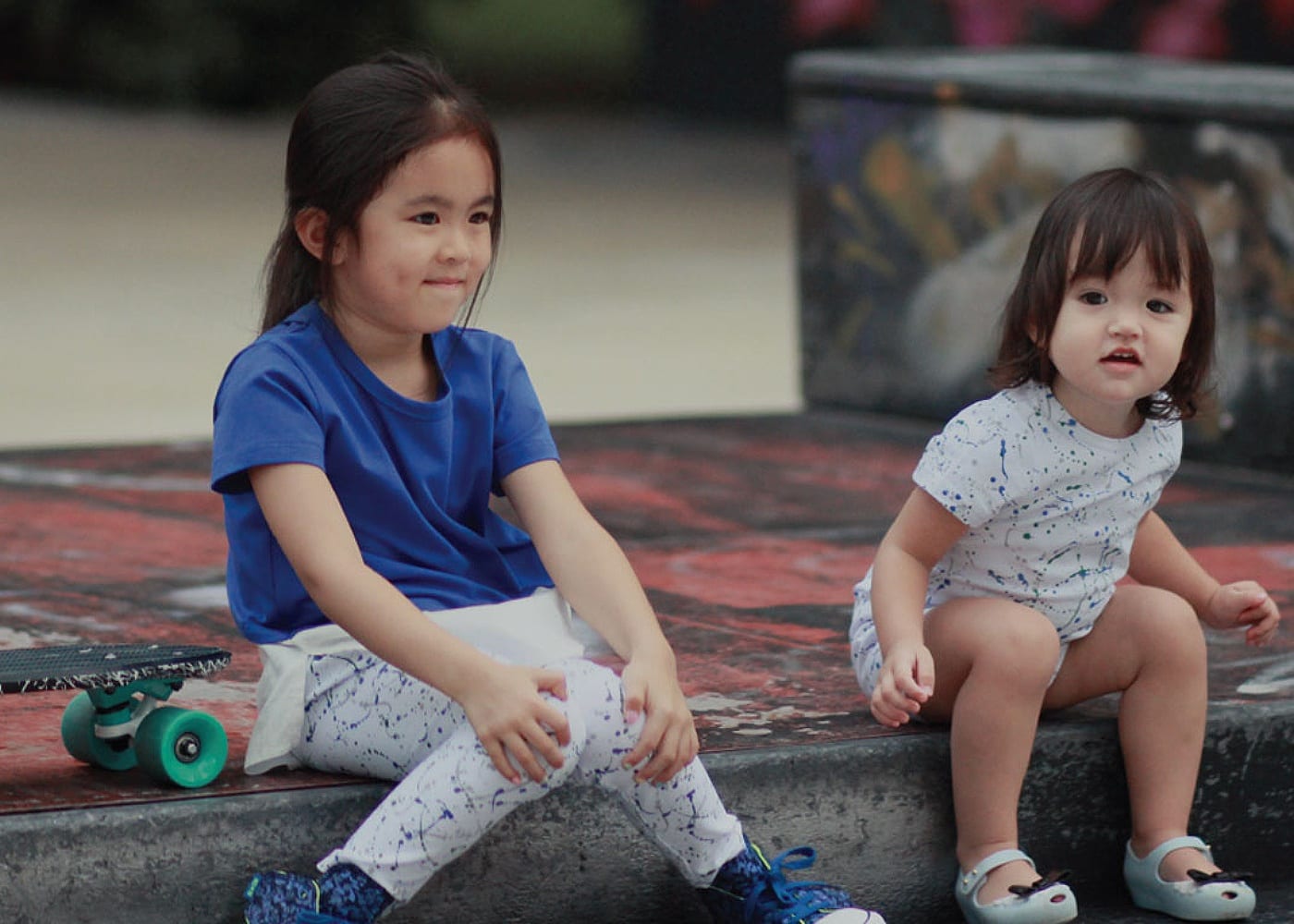 Where to buy gender neutral kids’ clothes in Singapore – unisex fashion for all ages!