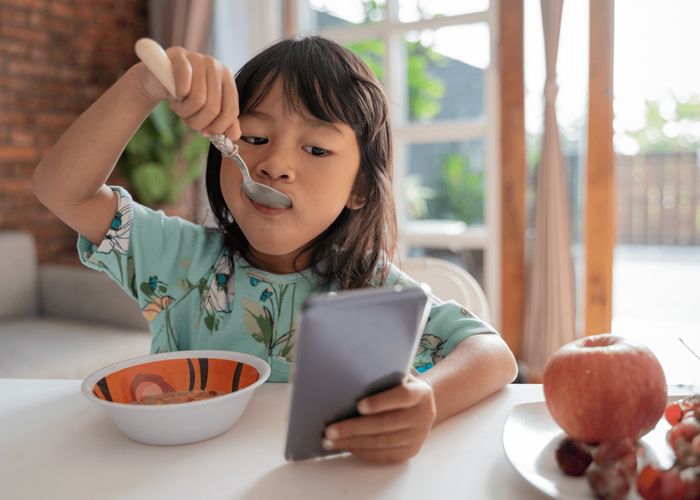 Instagram for kids? That’s a hard NO from this mum