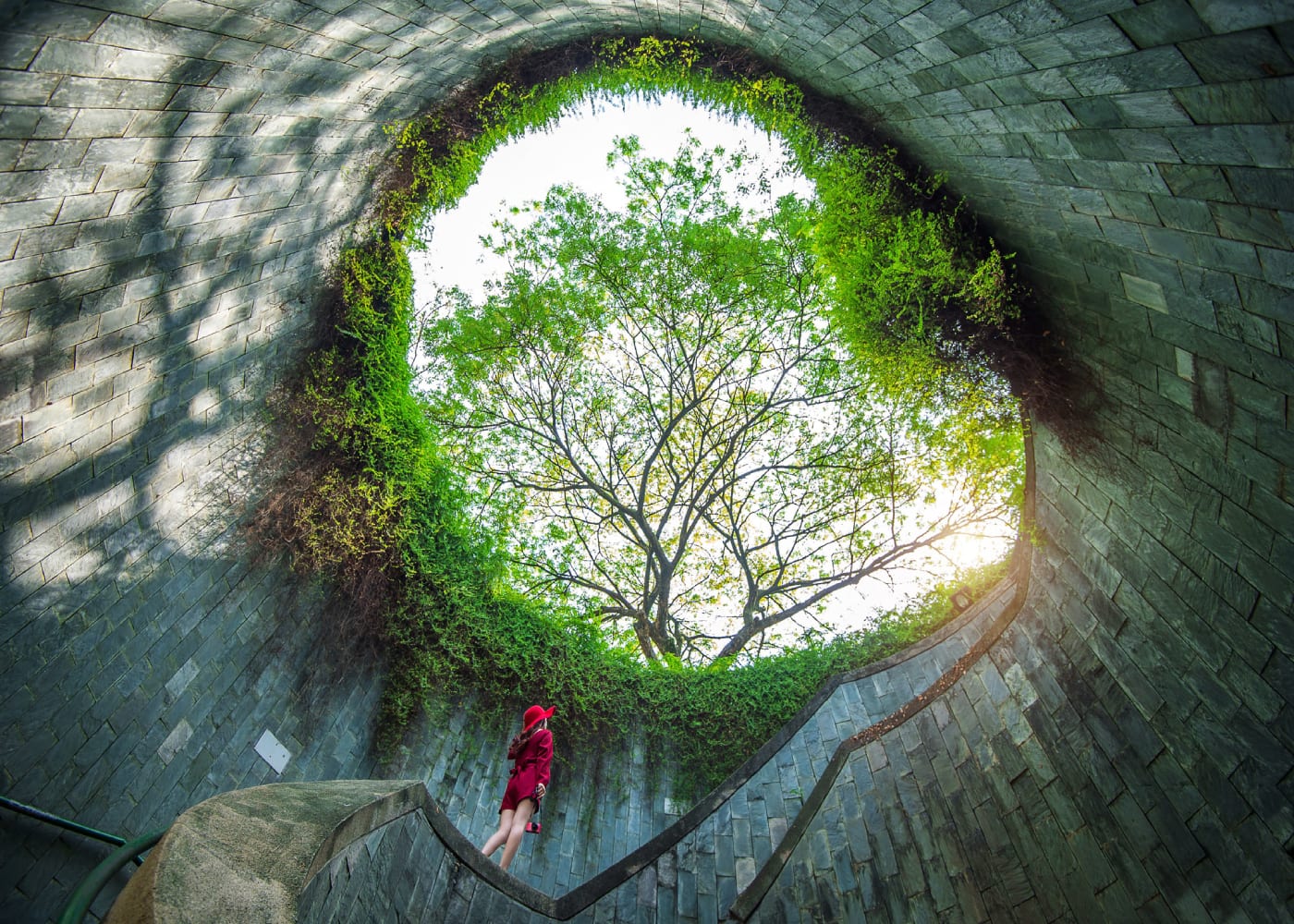 Guide to Fort Canning Hill: Things to do, where to eat and how to get there