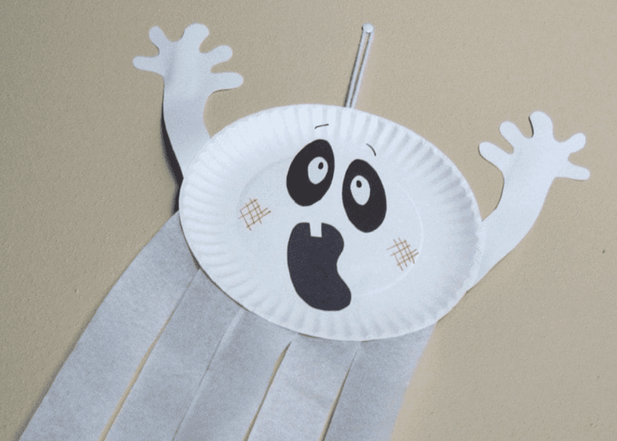 Paper plate ghost crafts by Crafts By Amanda | Halloween crafts for kids