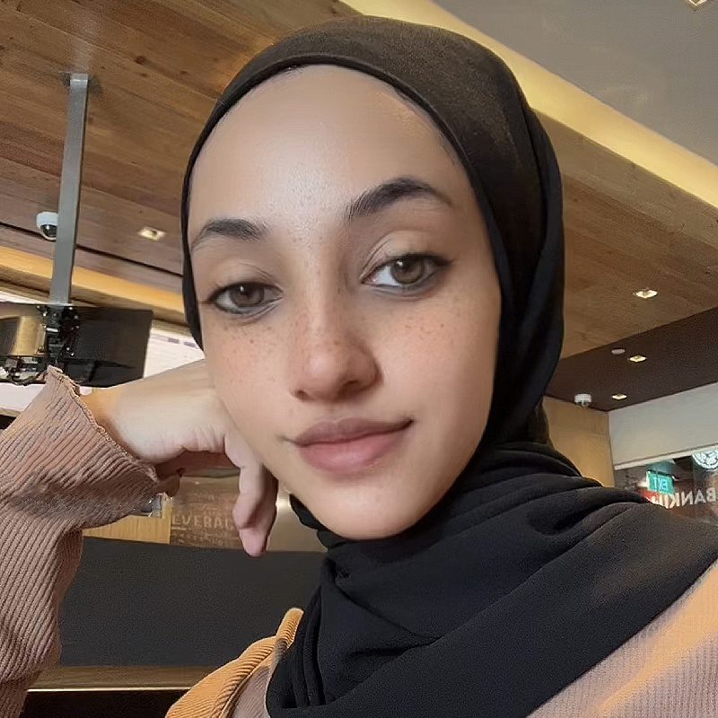 Ameera Binsemait | HoneyKid Asia