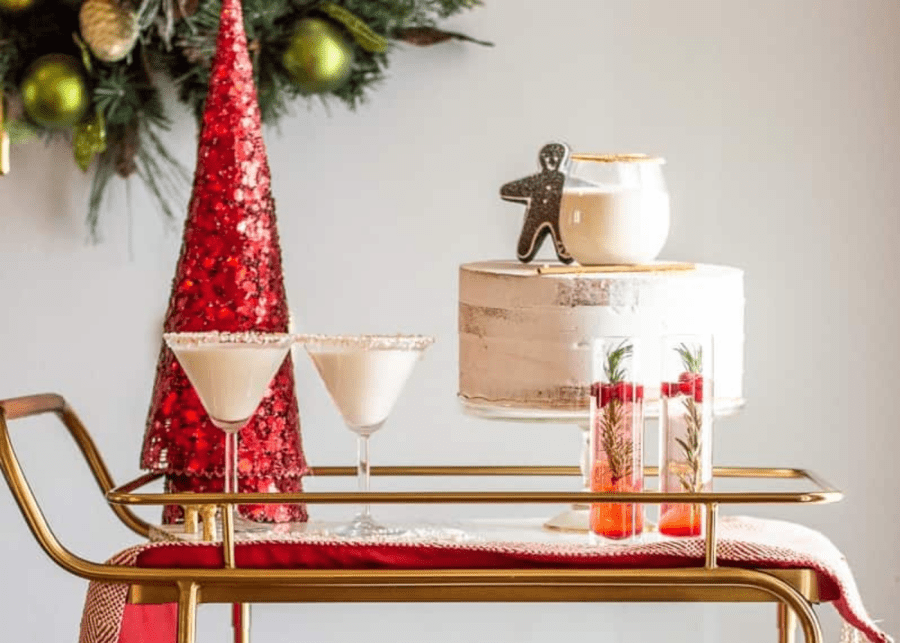 Candy cane Christmas mocktail by This Vivacious Life | Non-alcoholic Christmas drinks