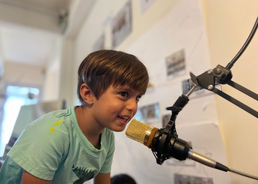 blue house discover programme music