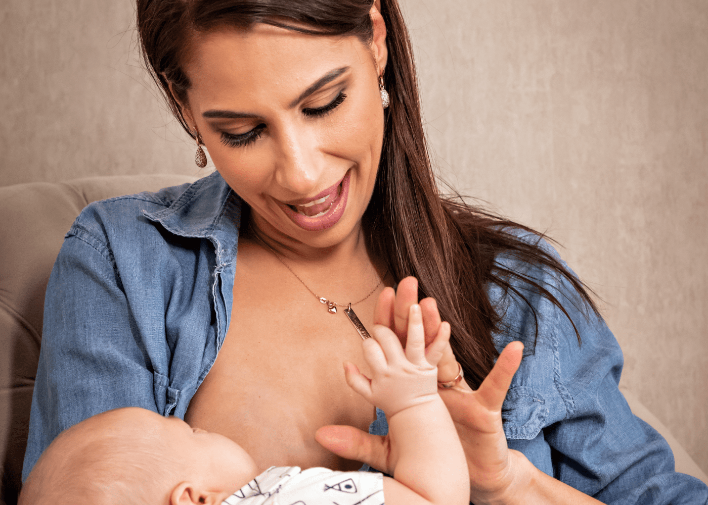 Breastfeeding in public in Singapore