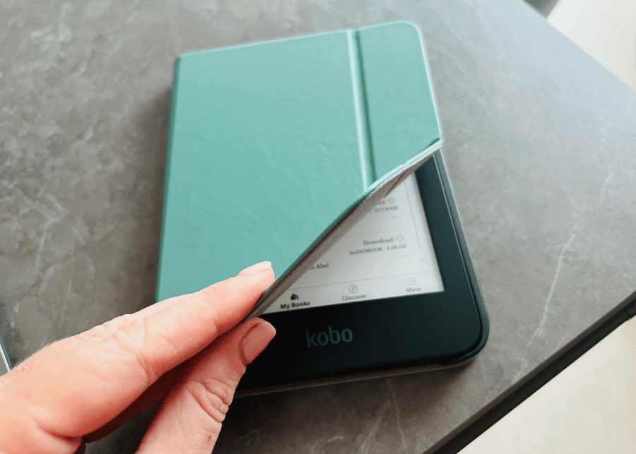 Rakuten Kobo e reader gift for dad or mum