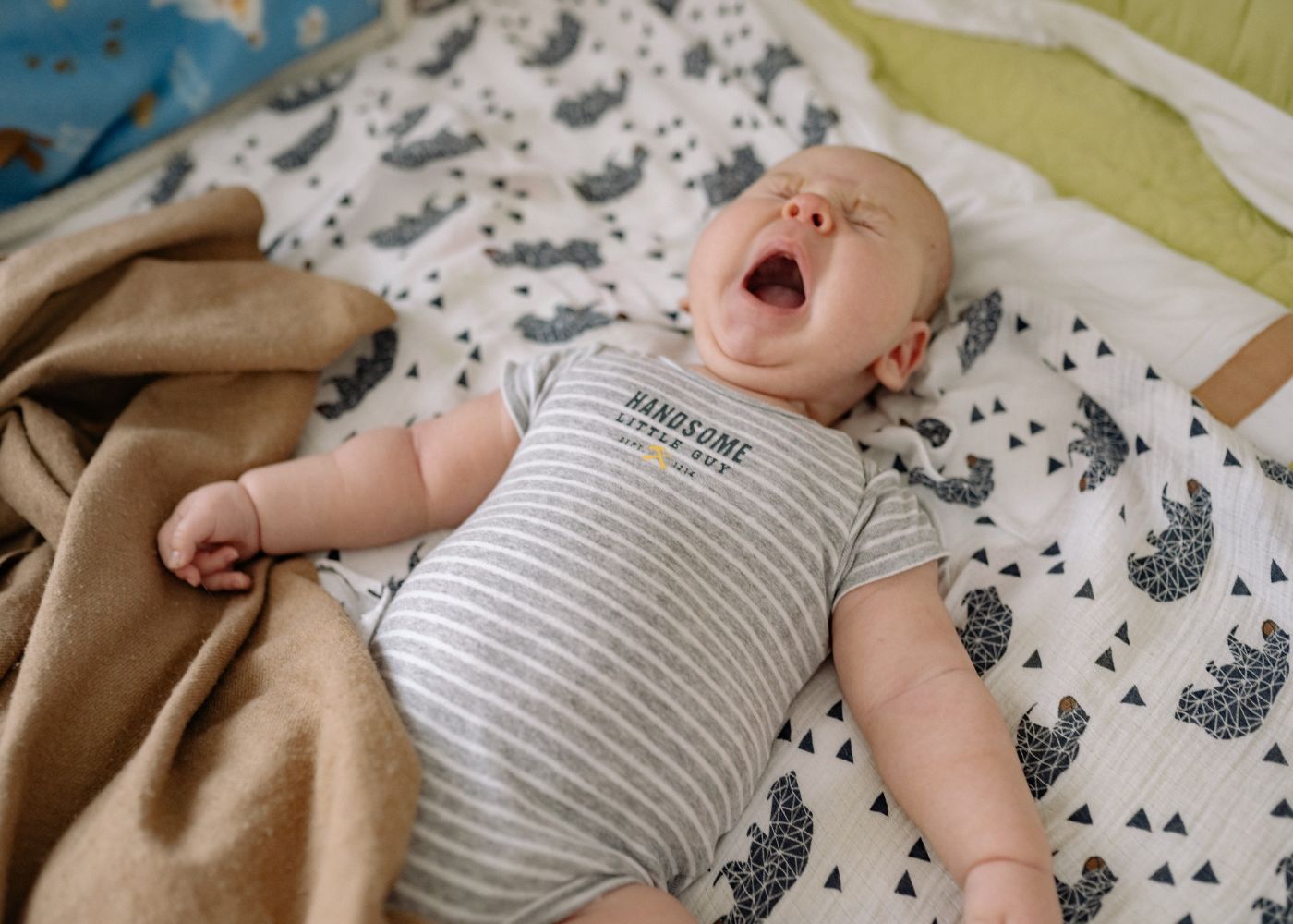 newborn overstimulation