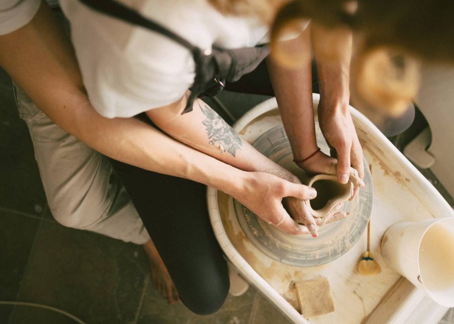 best-valentines-gifts-singapore-pottery-classes