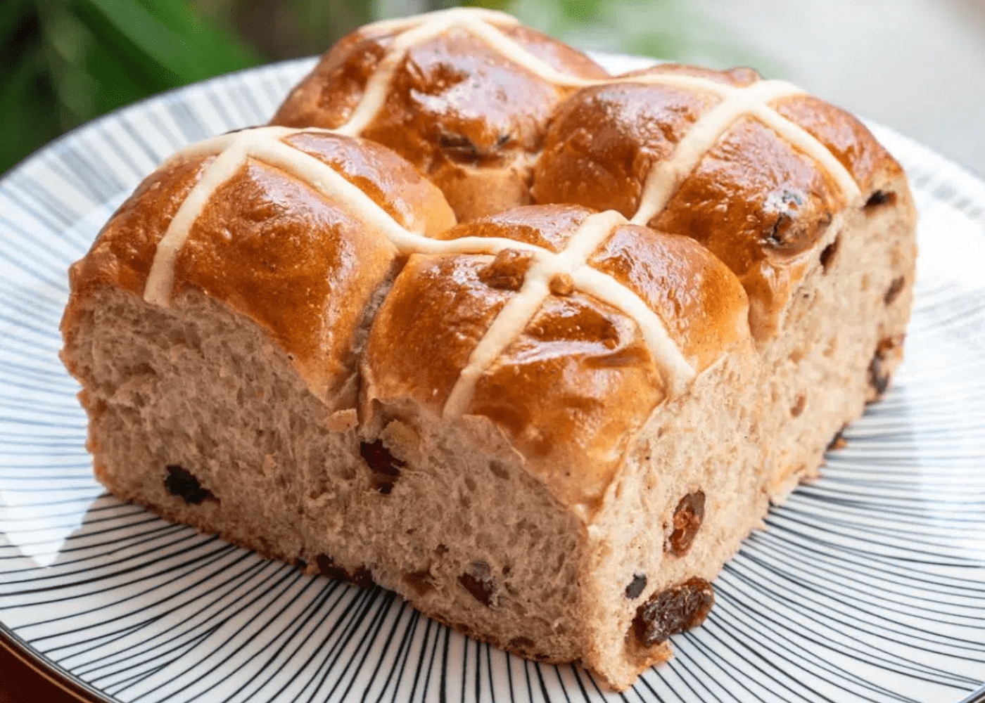 La Levaine hot cross buns Easter