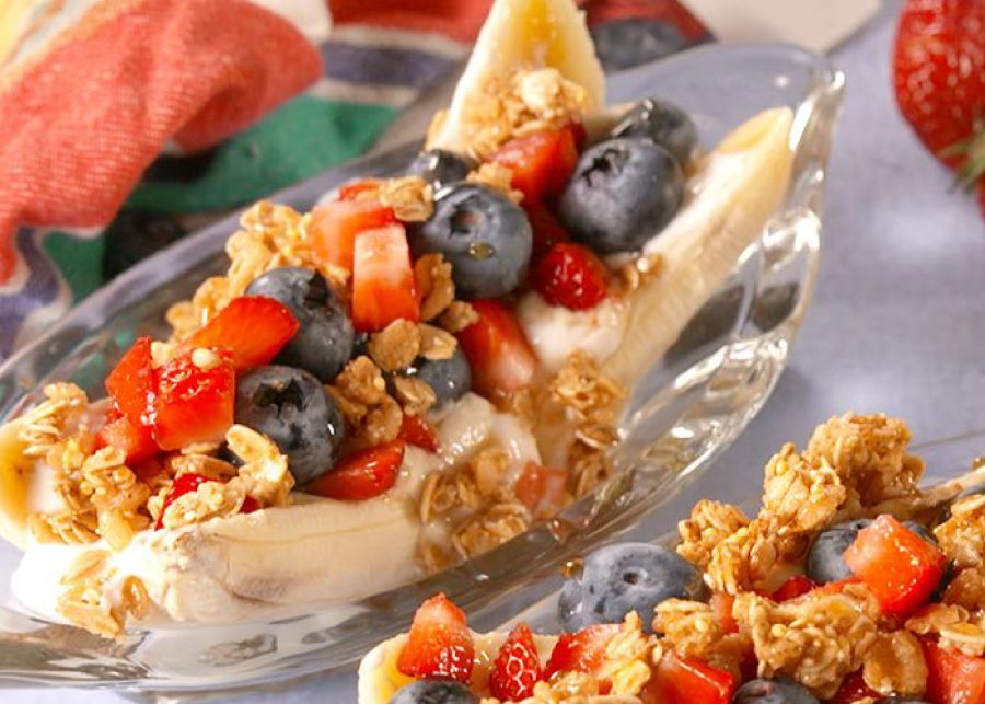 breakfast-banana-splits-breakfast-ideas