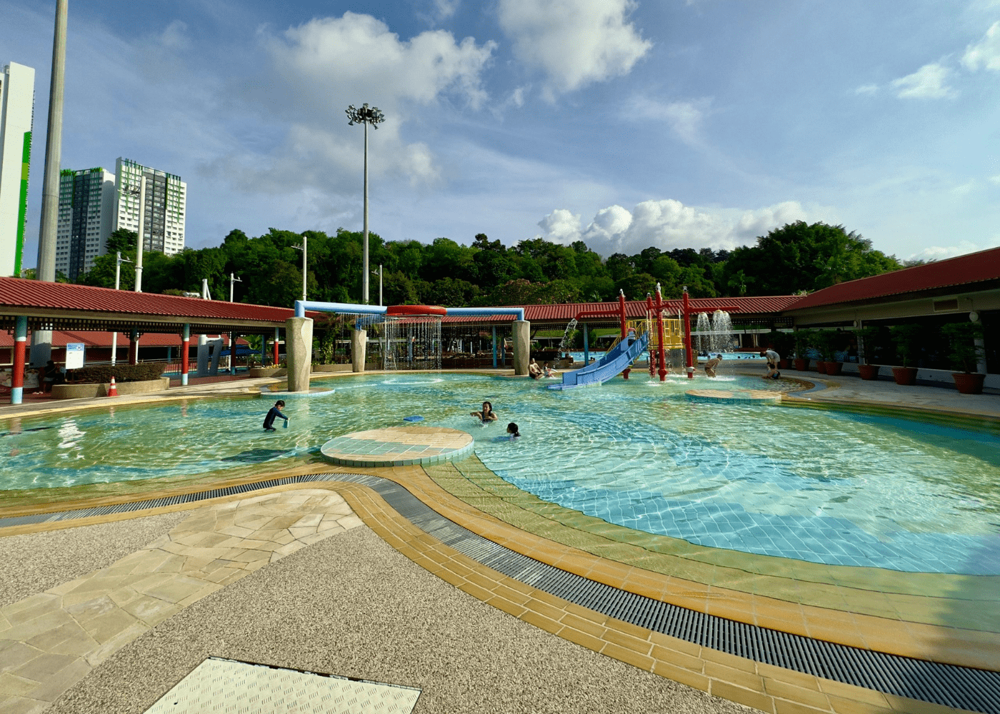 Woodlands Swimming Complex | Best public swimming pools in Singapore