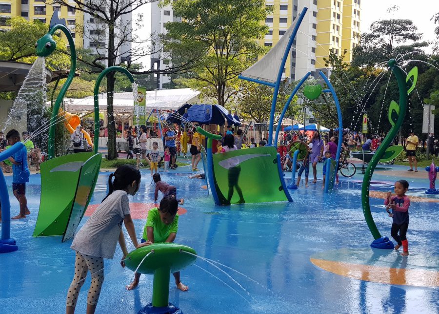 jelutung harbour park free water playground singapore