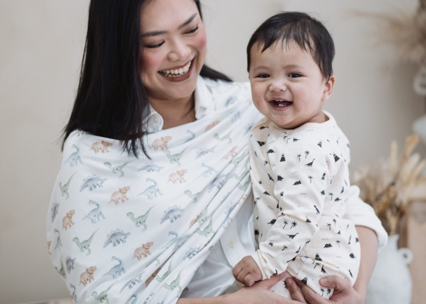 nursing cover singapore cradle suckle