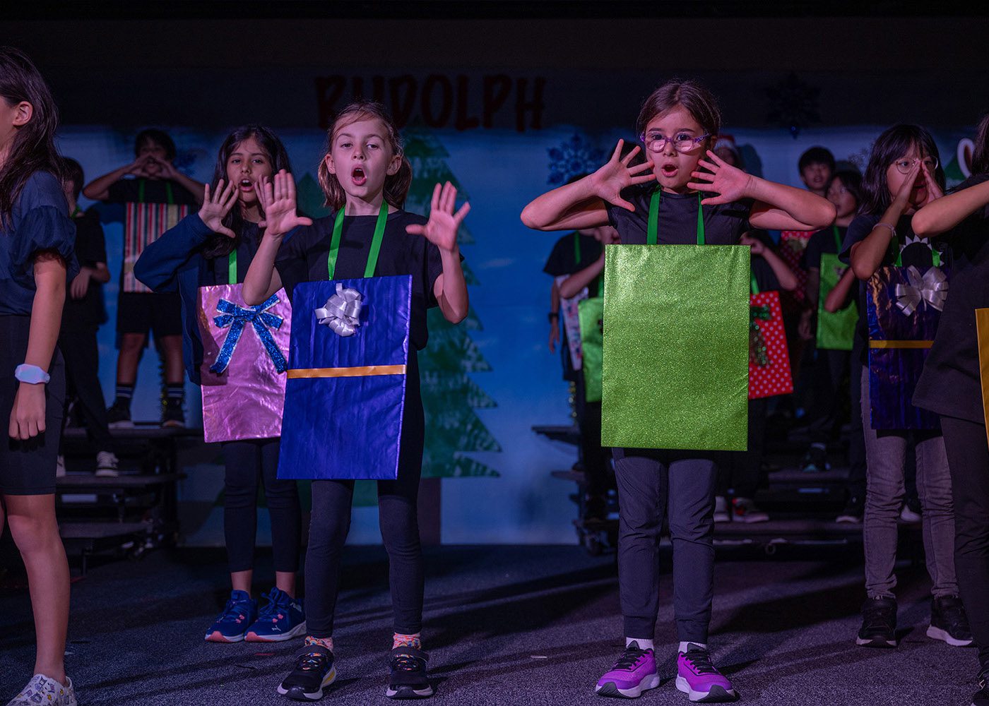 chatsworth students perform