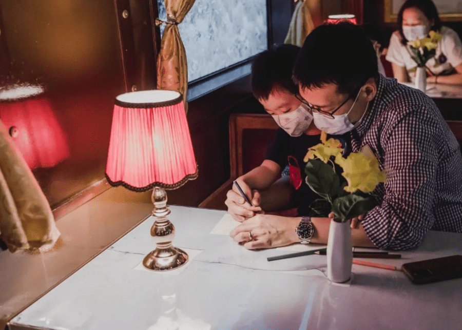 unique dining with kids in Singapore