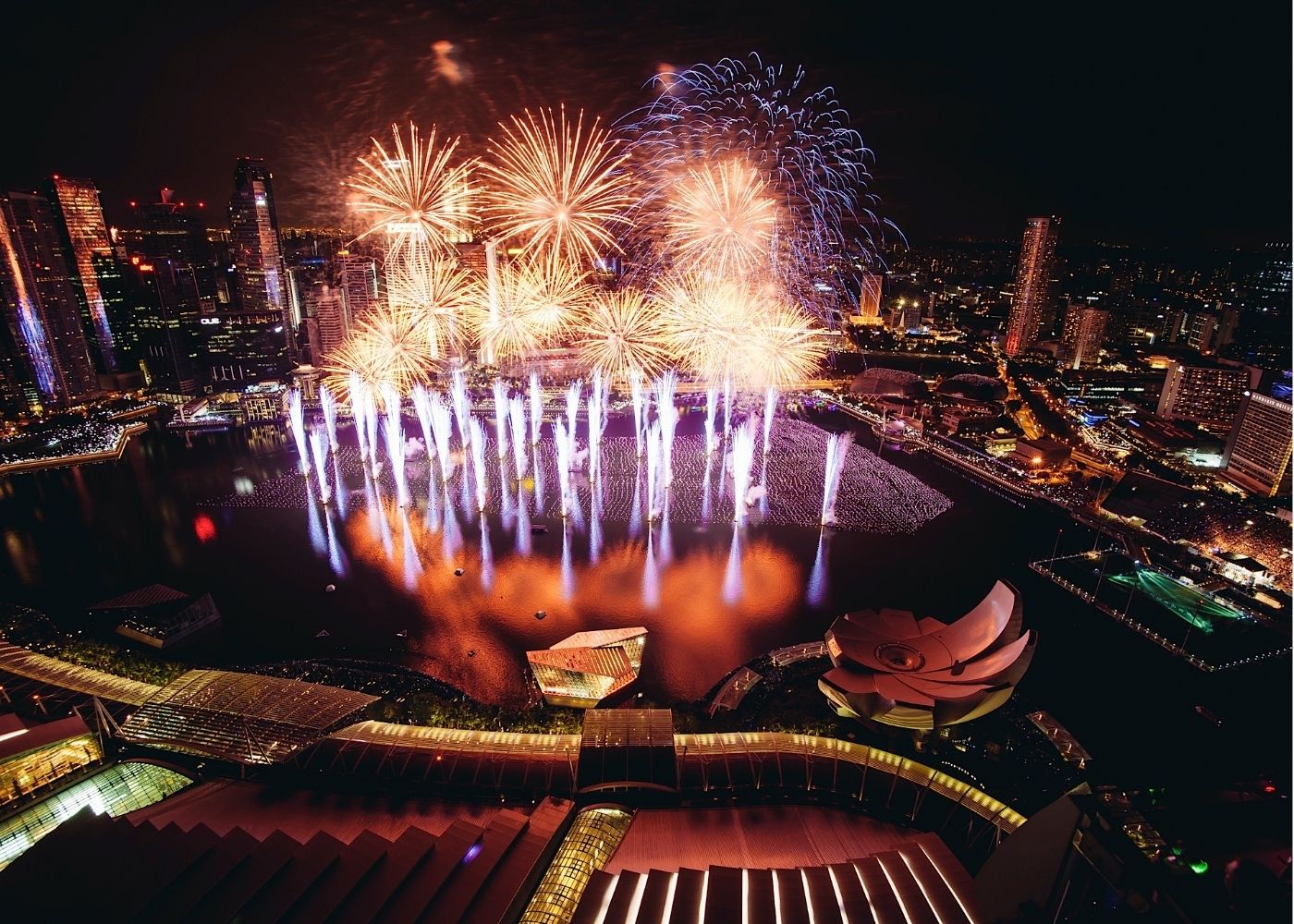 Where to Watch NYE Fireworks in Singapore