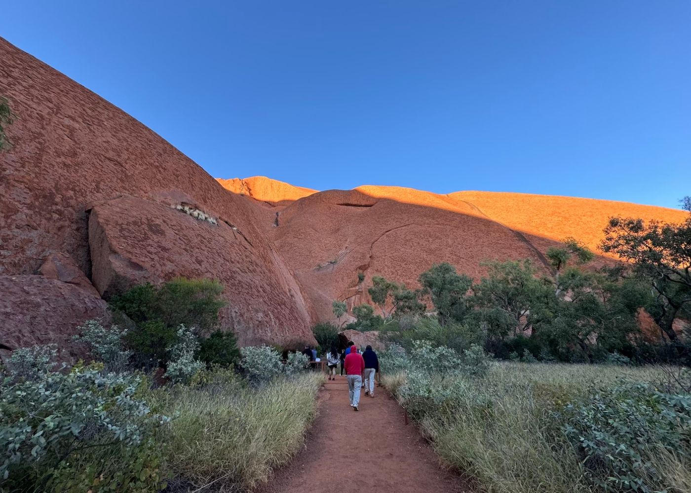 uluru mountain views