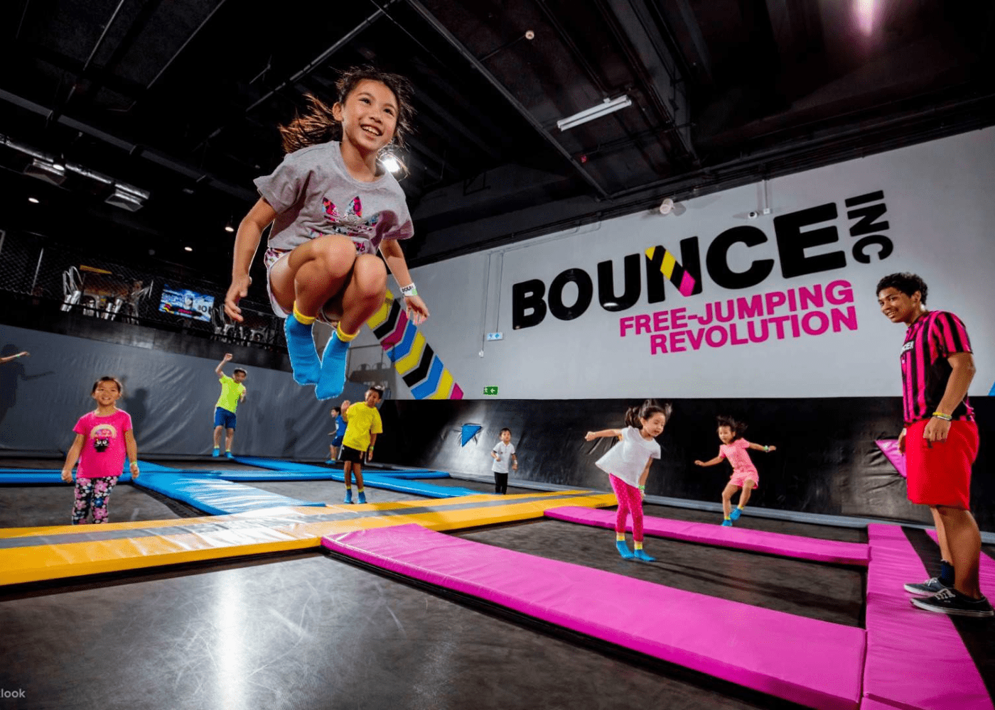 BOUNCE Singapore trampoline parks hero 2025