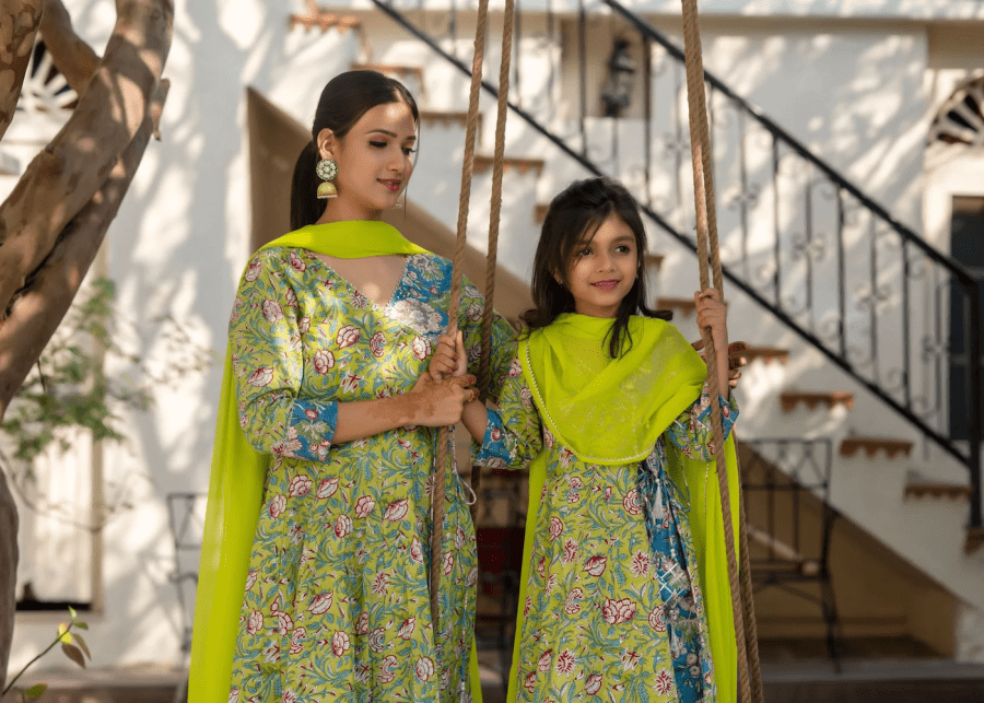 deepavali 2025 traditional outfits shobitam