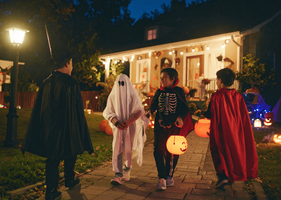 halloween costumes hero 2025
