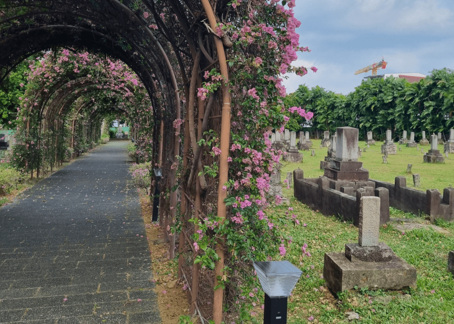 graves japanese cemetery park