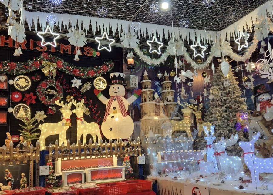 henry christmas wholesale