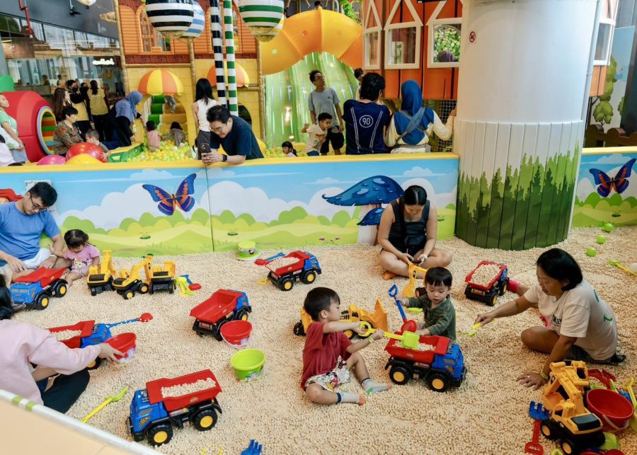 indoor playground singapore jolly jungle tampines library oth hinoki pit