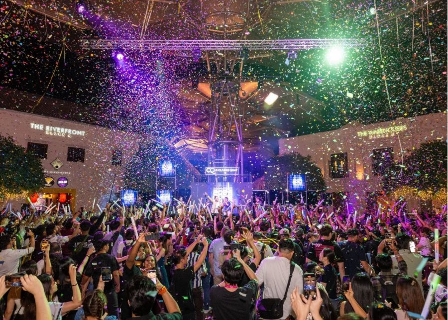 new year countdown singapore at Clarke Quay