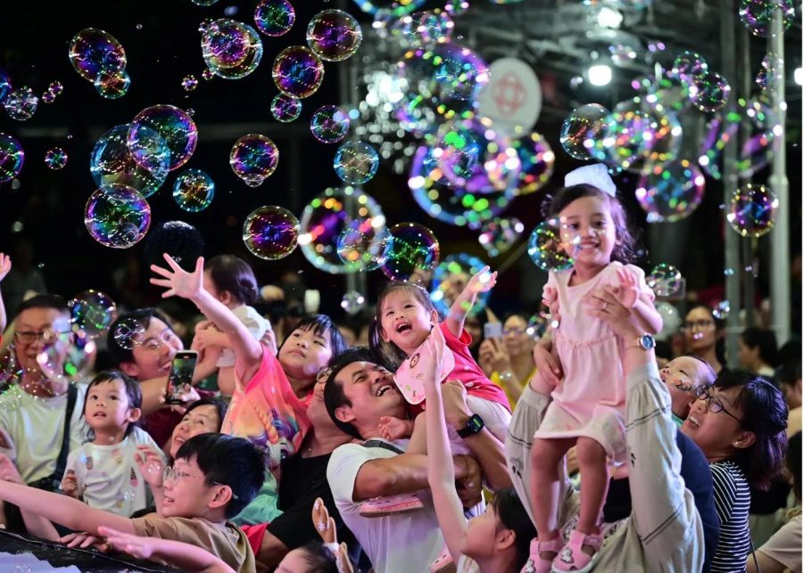 new year countdown singapore at heartlands