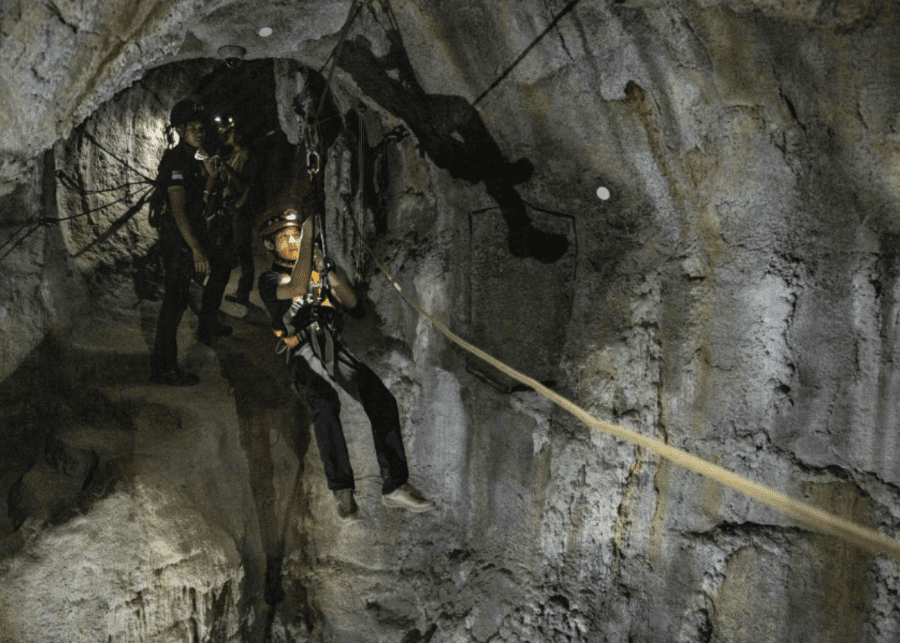 Wild Cavern Adventure