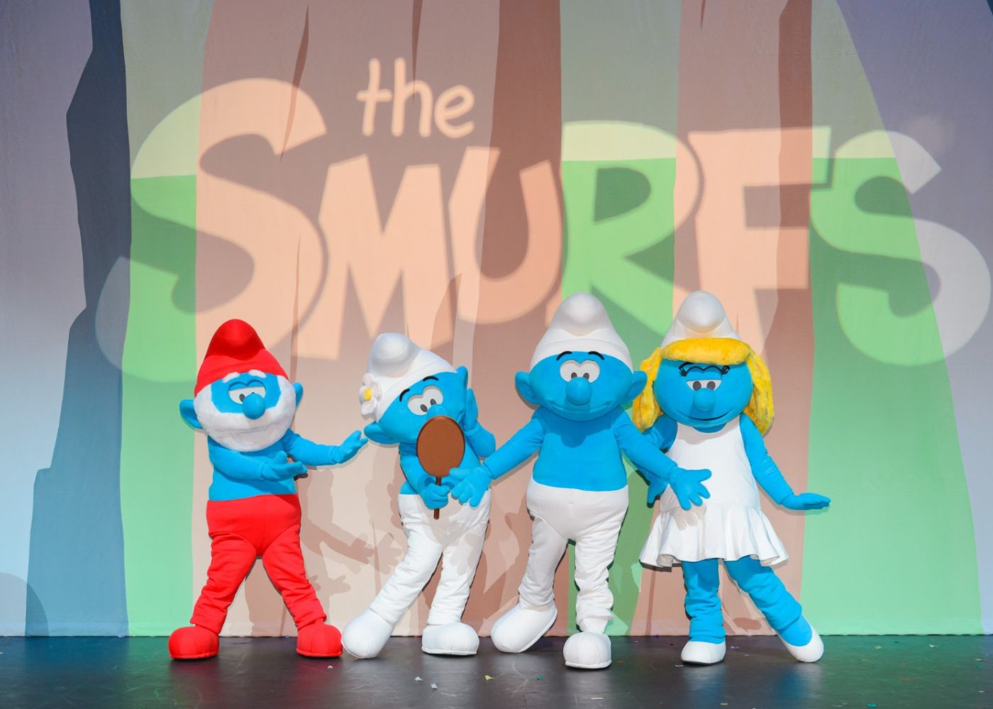 Six tips to enjoy the most Smurfy family time on Genting Dream’s Smurfs-themed cruise