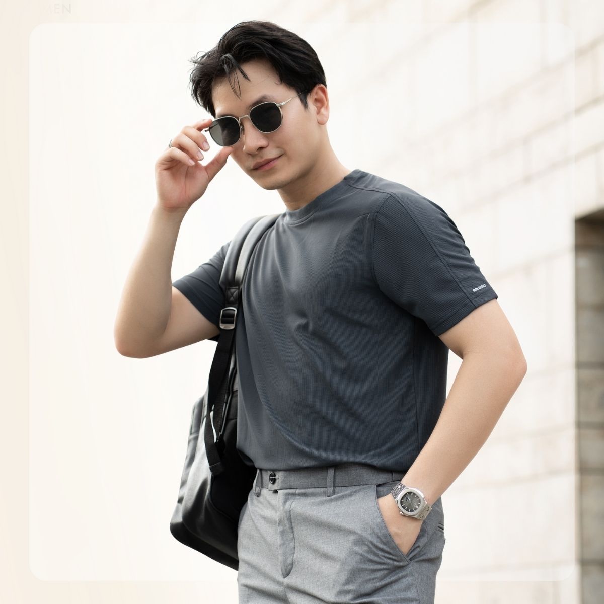 Áo thun Lightcool T-shirt mềm mại, thoáng mát, co giãn - Xanh than