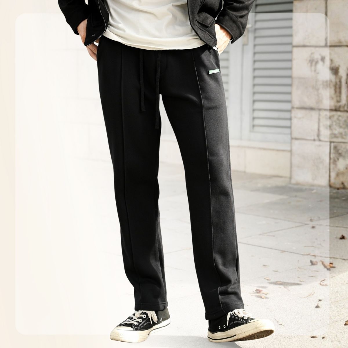 Quần nỉ dài form loose H24 LOOSE SWEATPANTS - ĐEN