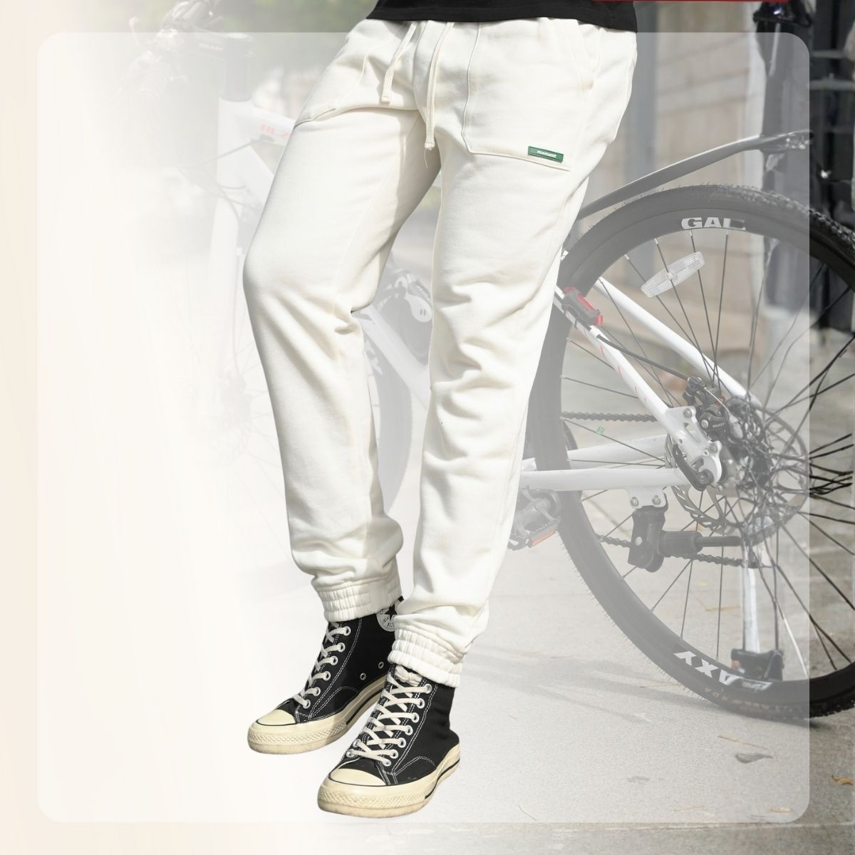 Quần nỉ bo chân H24 Jogger  thoải mái vận động - Trắng